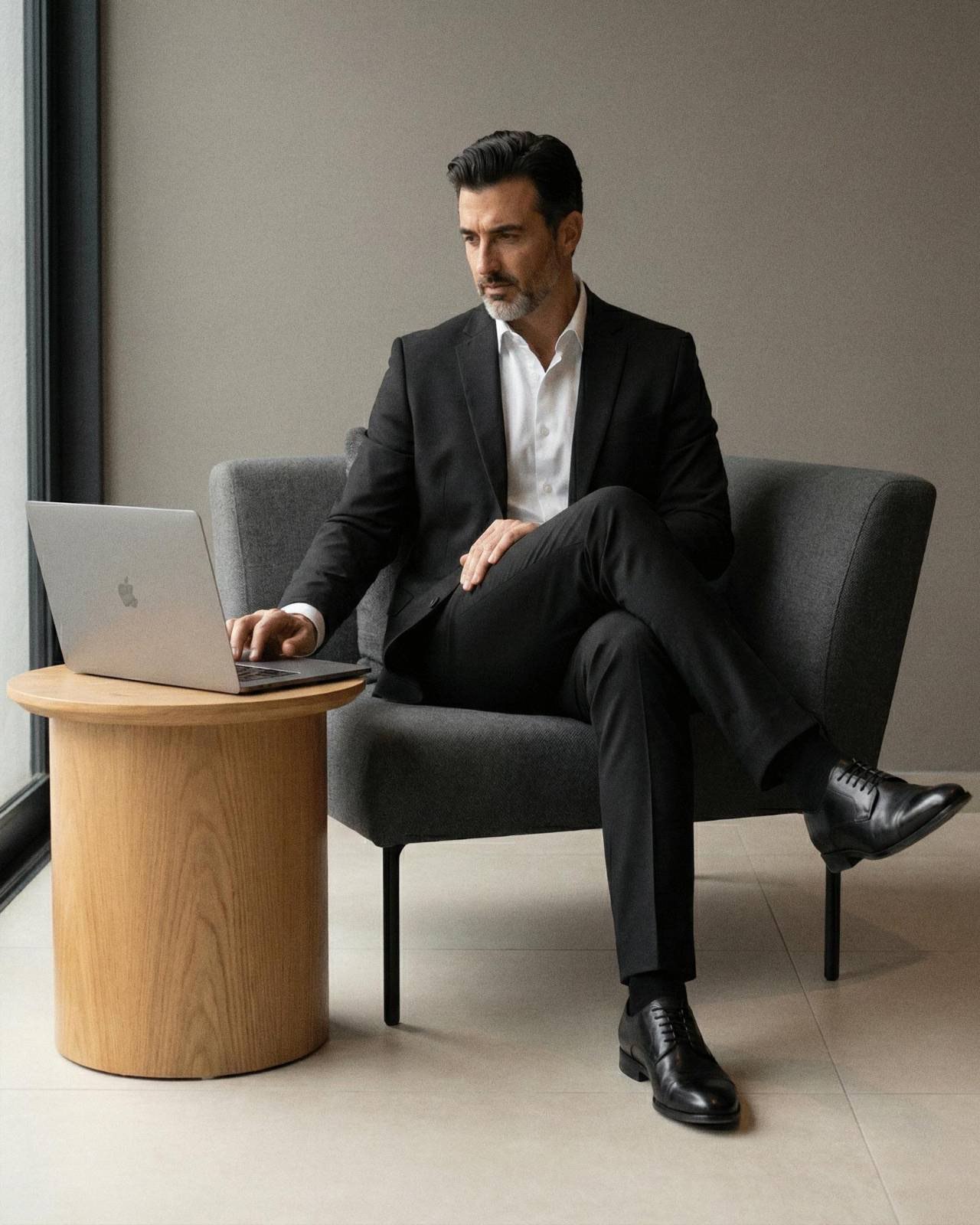 Andreas Szakacs Portrait